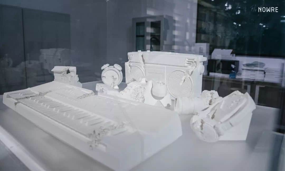 在上海探索千年后的世界？Daniel Arsham 详解艺术展